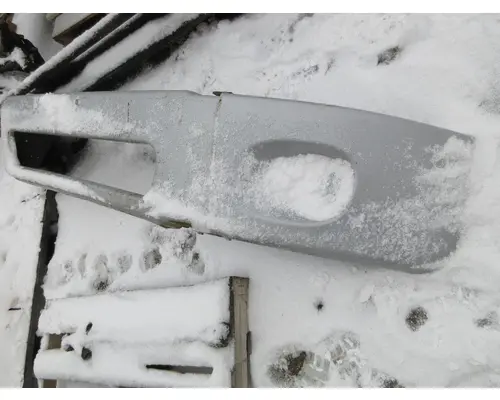 FREIGHTLINER M2-106 Bumper Assembly, Front