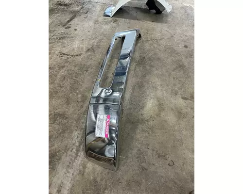 FREIGHTLINER M2 106 Bumper Assembly, Front