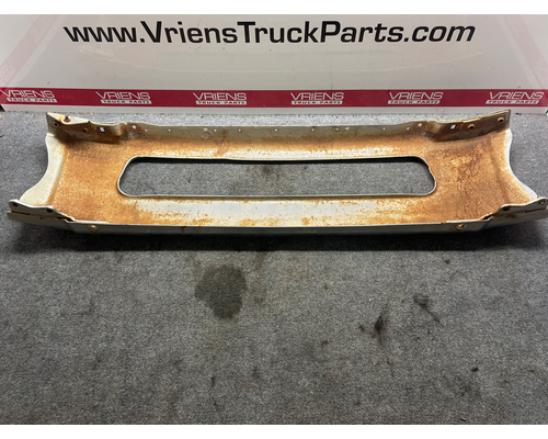 FREIGHTLINER M2 106 Bumper Assembly, Front
