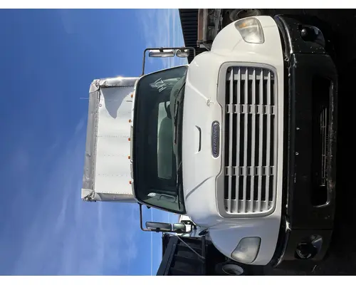 FREIGHTLINER M2 106 Bumper Assembly, Front