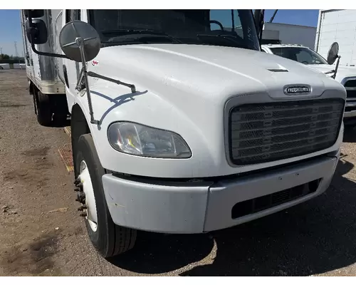 FREIGHTLINER M2 106 Bumper Assembly, Front