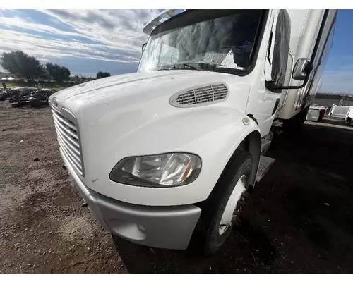 FREIGHTLINER M2 106 Bumper Assembly, Front