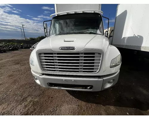 FREIGHTLINER M2 106 Bumper Assembly, Front