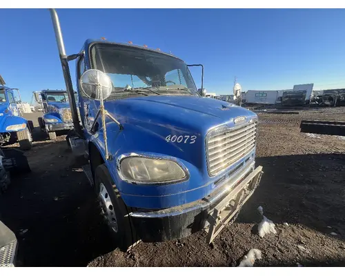 FREIGHTLINER M2 106 Bumper Assembly, Front