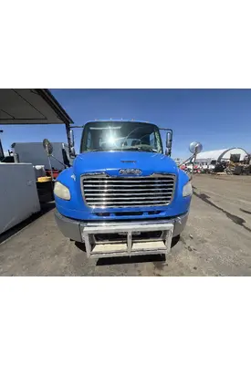 FREIGHTLINER M2 106 Bumper Assembly, Front