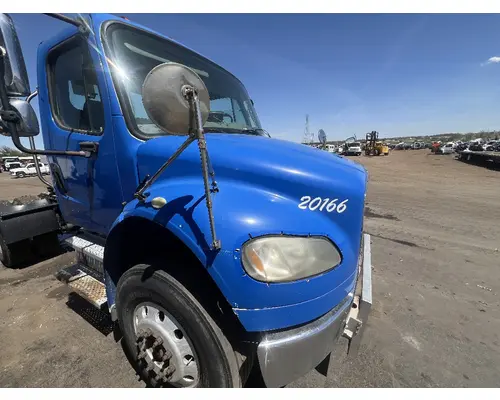 FREIGHTLINER M2 106 Bumper Assembly, Front