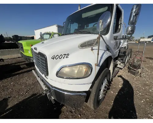 FREIGHTLINER M2 106 Bumper Assembly, Front