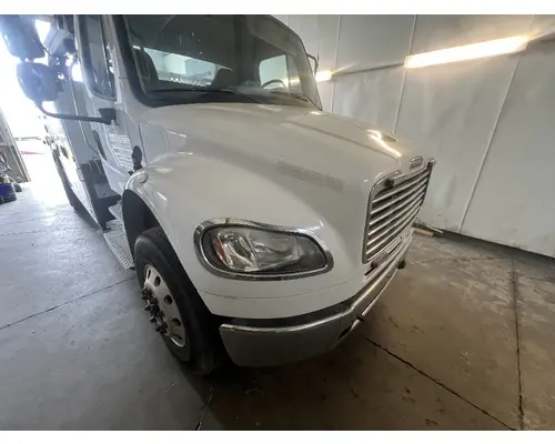 FREIGHTLINER M2 106 Bumper Assembly, Front