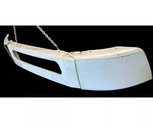 FREIGHTLINER M2 106 Bumper Assembly, Front