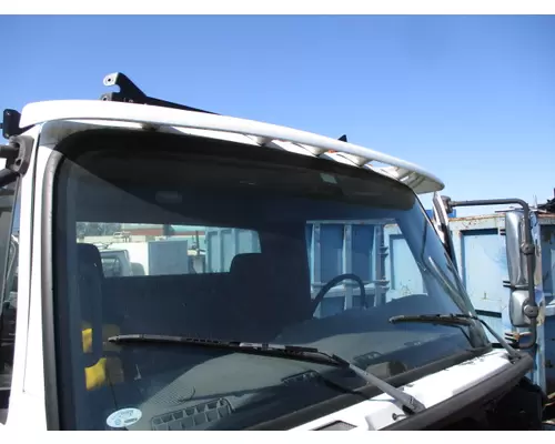 FREIGHTLINER M2 106 CAB CLIP