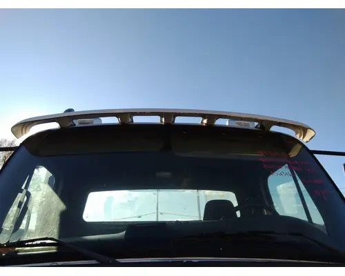 FREIGHTLINER M2 106 CAB CLIP