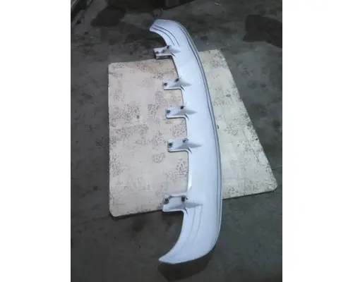 FREIGHTLINER M2 106 CAB CLIP