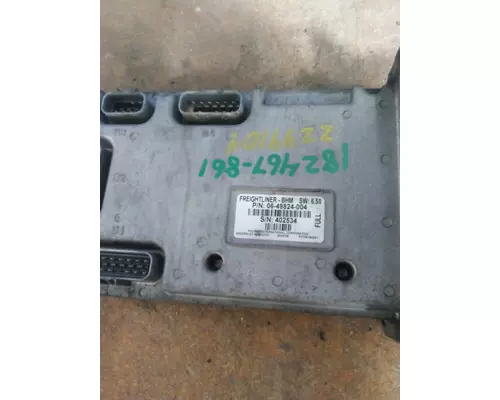 FREIGHTLINER M2 106 CAB CONTROL UNIT MODULE