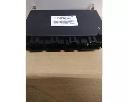 FREIGHTLINER M2 106 CAB CONTROL UNIT MODULE