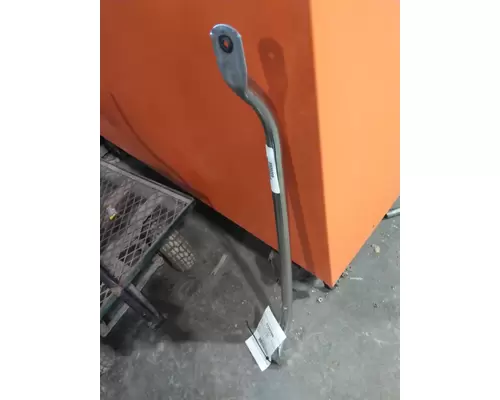 FREIGHTLINER M2 106 CAB HANDLE