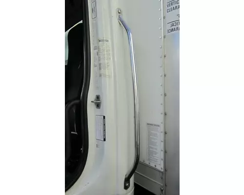 FREIGHTLINER M2 106 CAB HANDLE