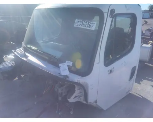 FREIGHTLINER M2 106 CAB