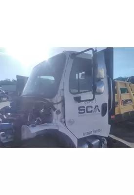 FREIGHTLINER M2 106 CAB