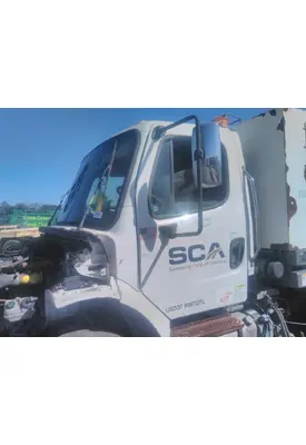 FREIGHTLINER M2 106 CAB