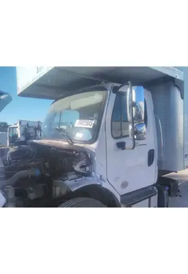 FREIGHTLINER M2 106 CAB