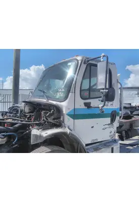 FREIGHTLINER M2 106 CAB