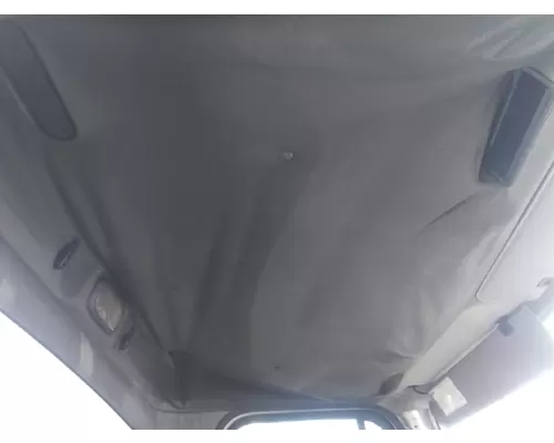 FREIGHTLINER M2 106 CAB