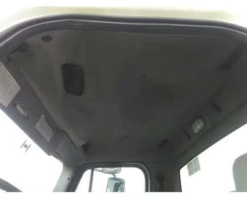 FREIGHTLINER M2 106 CAB