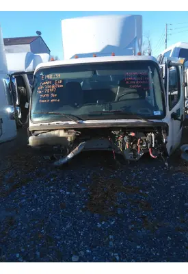 FREIGHTLINER M2 106 CAB