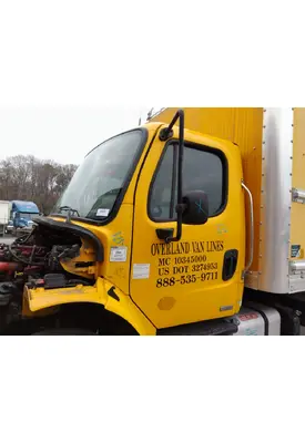 FREIGHTLINER M2 106 CAB