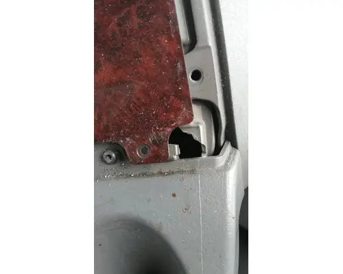 FREIGHTLINER M2 106 CAB