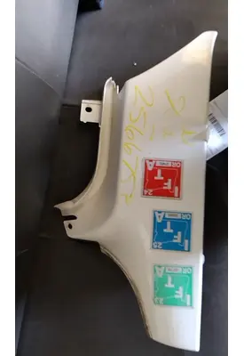 FREIGHTLINER M2 106 COWL