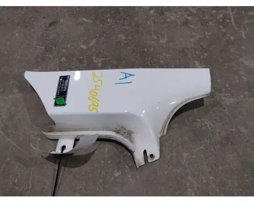 FREIGHTLINER M2 106 COWL