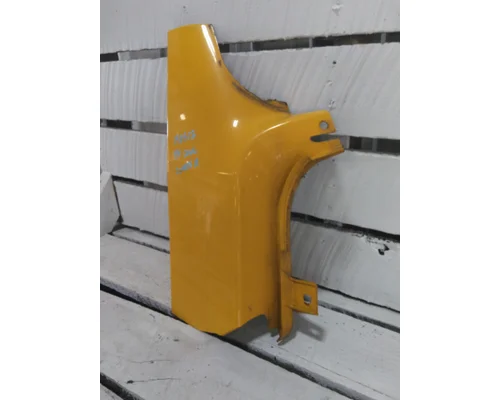 FREIGHTLINER M2 106 COWL