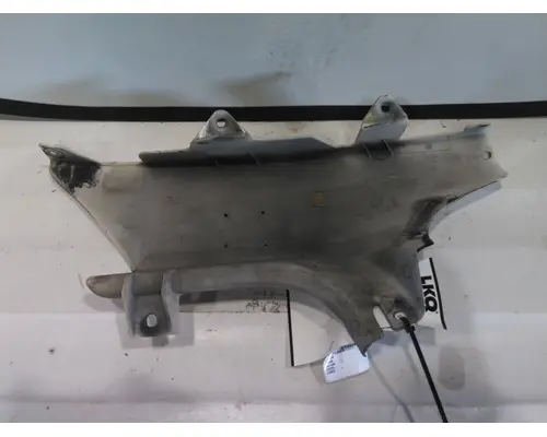 FREIGHTLINER M2 106 COWL