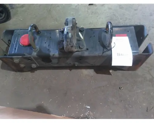 FREIGHTLINER M2 106 CROSSMEMBER