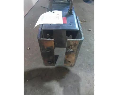 FREIGHTLINER M2 106 CROSSMEMBER