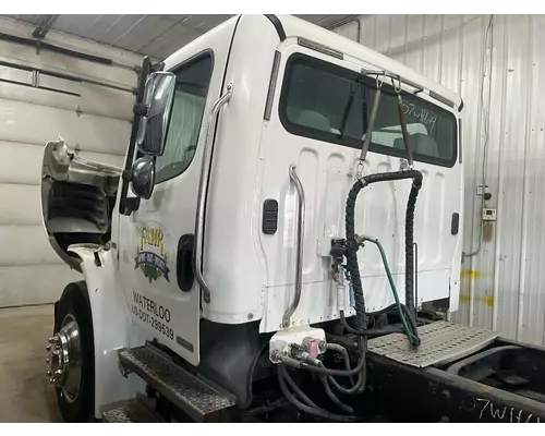 FREIGHTLINER M2-106 Cab Assembly