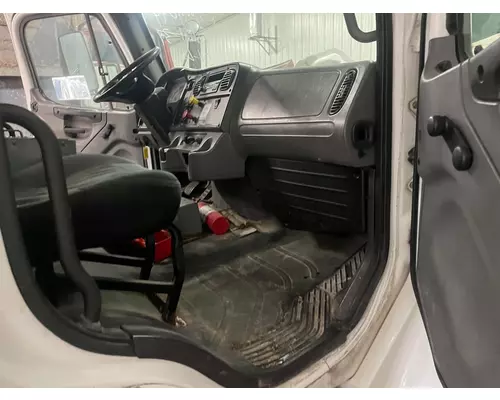 FREIGHTLINER M2-106 Cab Assembly