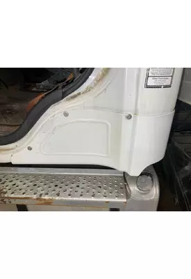 FREIGHTLINER M2-106 Cab Assembly