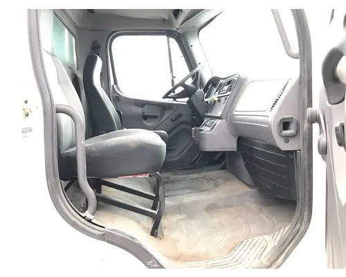 FREIGHTLINER M2-106 Cab Assembly