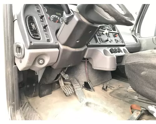 FREIGHTLINER M2-106 Cab Assembly