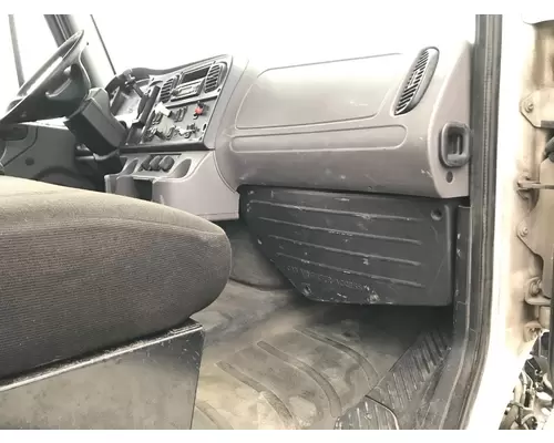 FREIGHTLINER M2-106 Cab Assembly