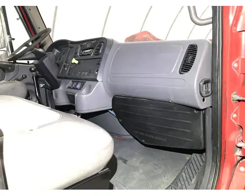 FREIGHTLINER M2-106 Cab Assembly