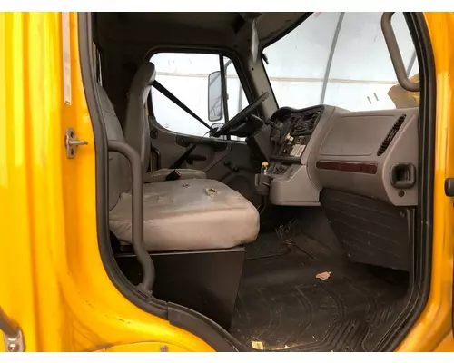 FREIGHTLINER M2-106 Cab Assembly
