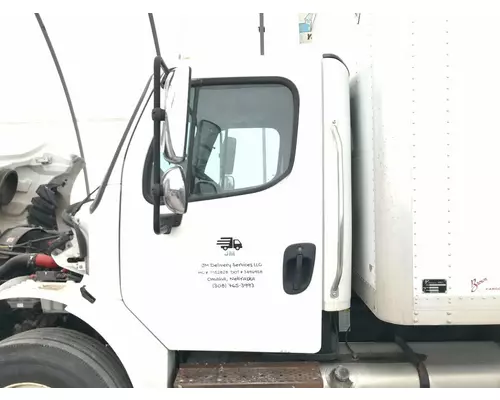 FREIGHTLINER M2-106 Cab Assembly