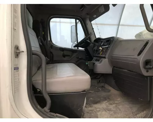 FREIGHTLINER M2-106 Cab Assembly