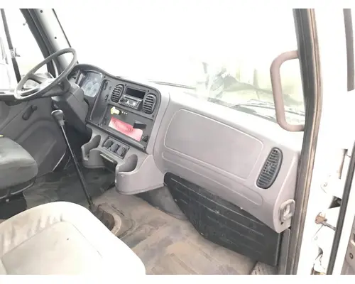 FREIGHTLINER M2-106 Cab Assembly