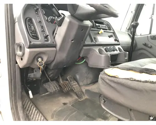 FREIGHTLINER M2-106 Cab Assembly