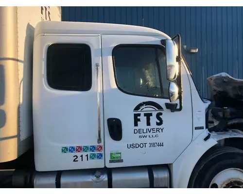 FREIGHTLINER M2-106 Cab Assembly