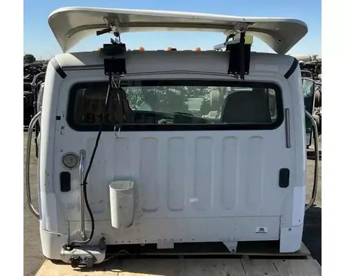 FREIGHTLINER M2 106 Cab Assembly